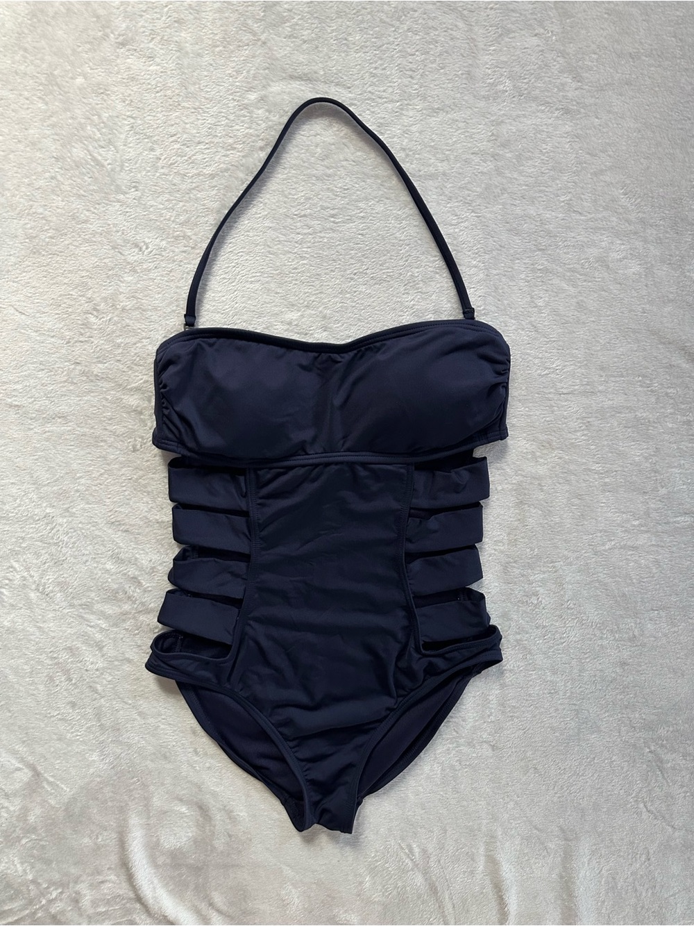 Kenneth Cole Reaction Side Cutouts One Piece Swimsuit in Navy Blue Size Small